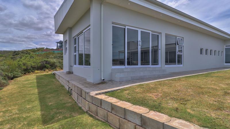 4 Bedroom Property for Sale in Moquini Coastal Estate Western Cape